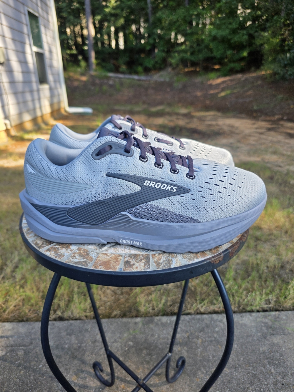 Brooks Ghost Max 3 1104644E069 Primer Grey Sneaker Men Sz 11 4E  X-Wide Worn 2x